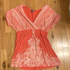 Women’s Pink and White Styled Top